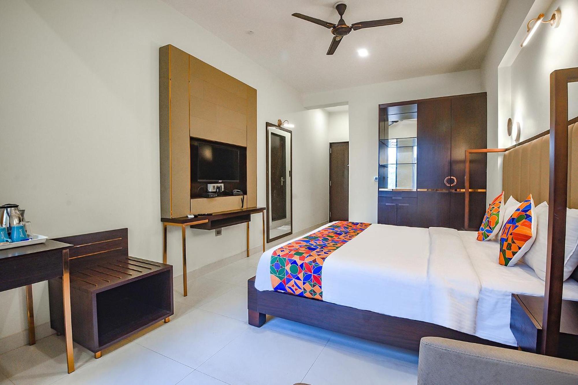 Fabhotel Prime Infantaria Comfort - 200M From Calangute Beach ภายนอก รูปภาพ