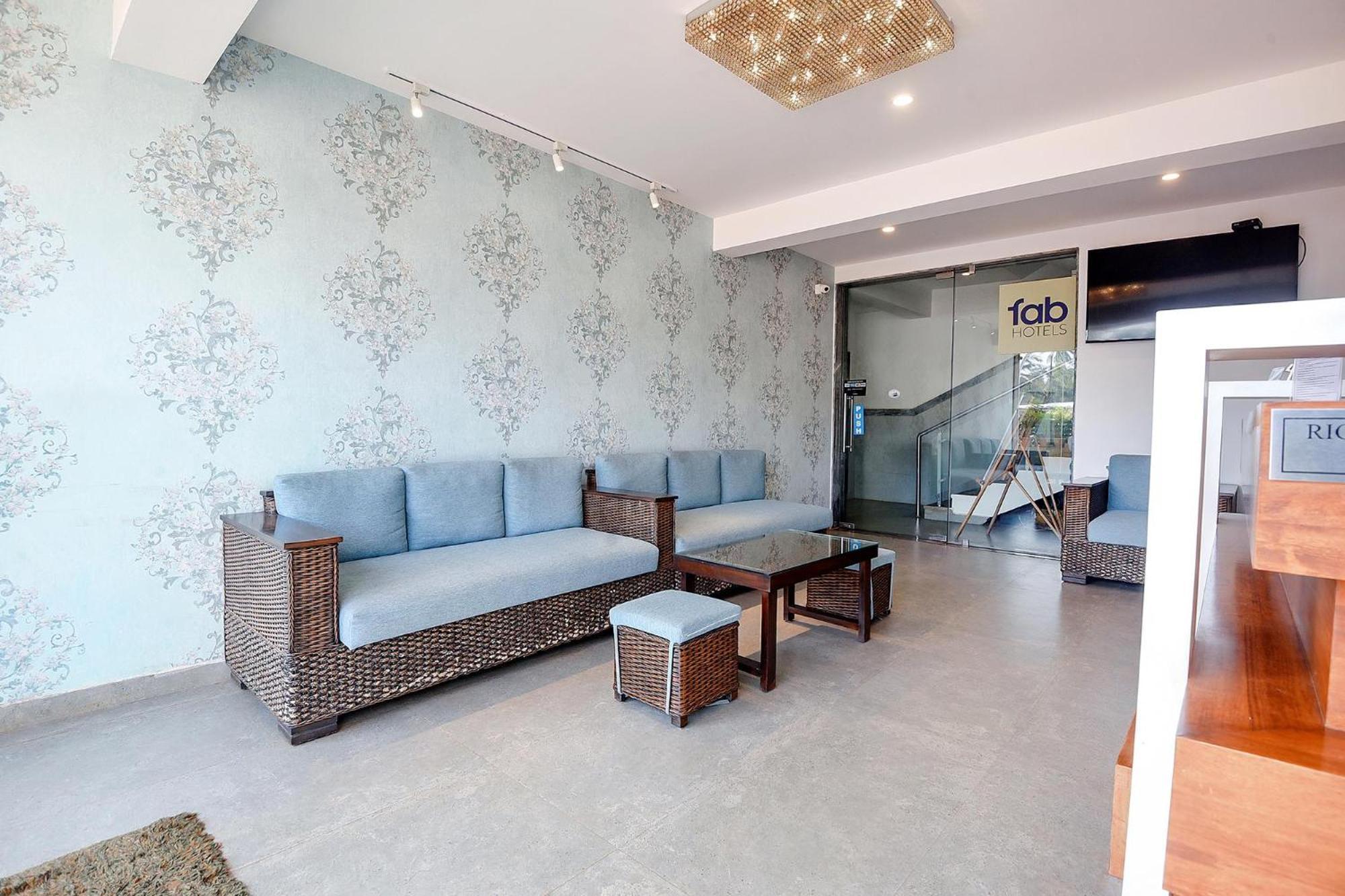 Fabhotel Prime Infantaria Comfort - 200M From Calangute Beach ภายนอก รูปภาพ